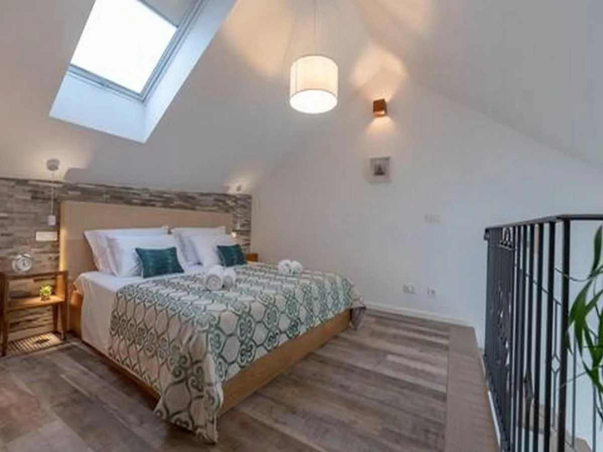 Mamma Mia Luxury Rooms Трогир 4*,